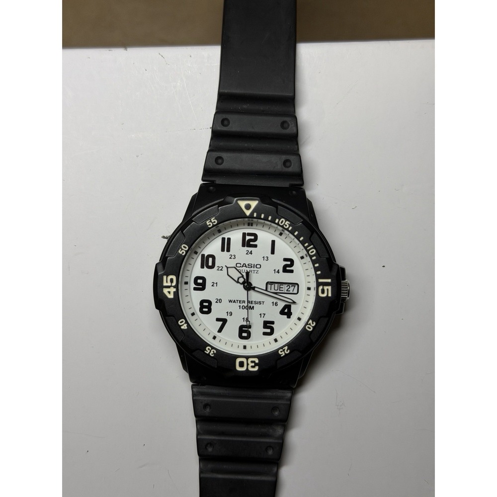 Casio MRW-200H Analog Dive Watch 5125 Quartz‎ 100M Water Resistant Black